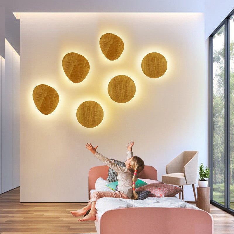 Wood Accent Wall Lamp – Oval, Warm light, M